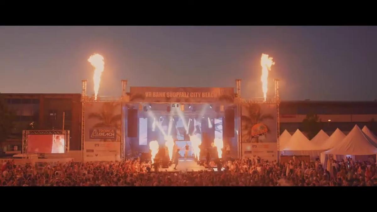 La Fiesta bei Nacht